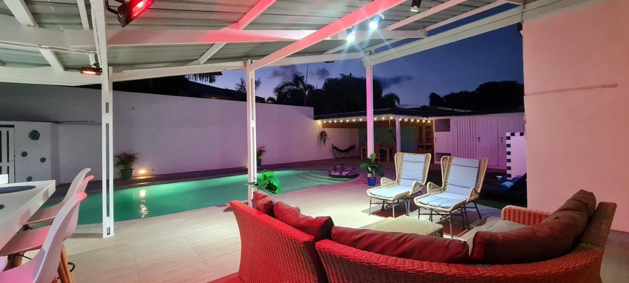 Family Villa With Big Pool And Absolute Privacy Willemstad Eksteriør billede